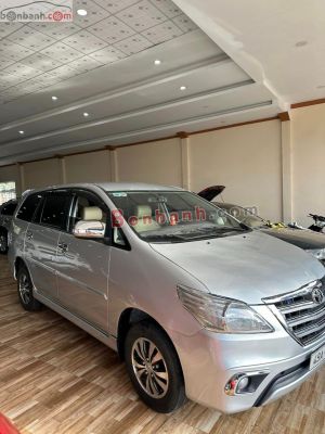 Xe Toyota Innova 2.0E 2016