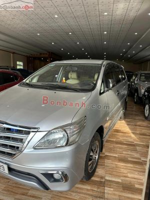 Xe Toyota Innova 2.0E 2016