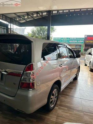 Xe Toyota Innova 2.0E 2016