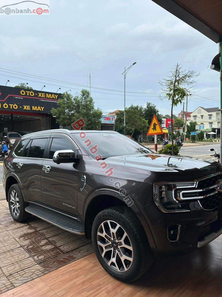 Ford Everest Titanium 2.0L 4x2 AT 2024