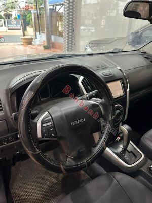 Xe Isuzu Dmax LS 3.0 4x4 AT 2016