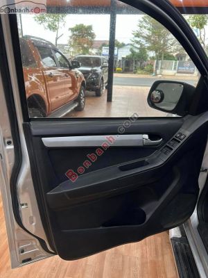 Xe Isuzu Dmax LS 3.0 4x4 AT 2016