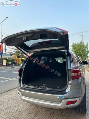 Xe Ford Everest Titanium 2.0L 4x2 AT 2019