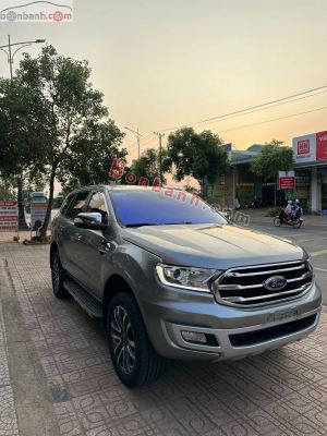 Xe Ford Everest Titanium 2.0L 4x2 AT 2019