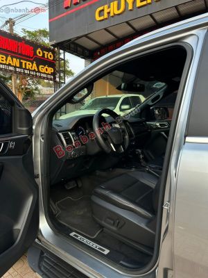 Xe Ford Everest Titanium 2.0L 4x2 AT 2019