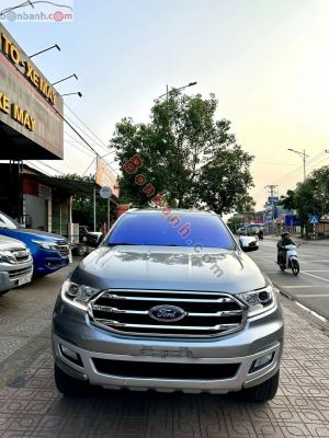 Xe Ford Everest Titanium 2.0L 4x2 AT 2019