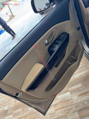 Xe Kia Sedona 3.3L GATH 2016