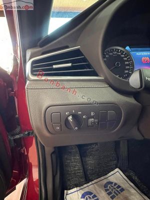 Xe VinFast Lux A 2.0 Tiêu chuẩn 2022
