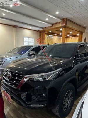 Xe Toyota Fortuner 2.4G 4x2 AT 2021