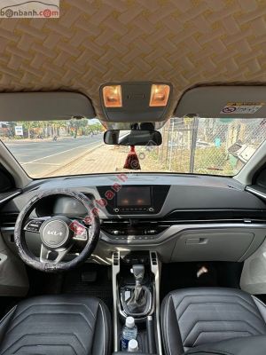 Xe Kia Carens 1.5G Luxury 2023