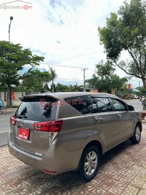 Xe Toyota Innova 2.0E 2016