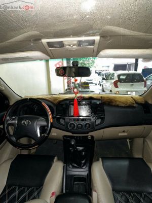 Xe Toyota Fortuner 2.5G 2016