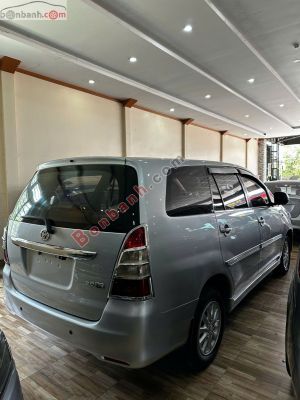 Xe Toyota Innova 2.0E 2013