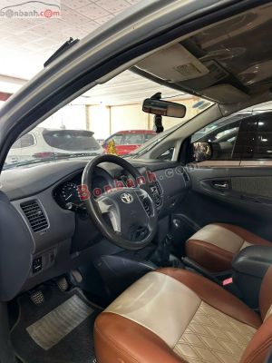 Xe Toyota Innova 2.0E 2013