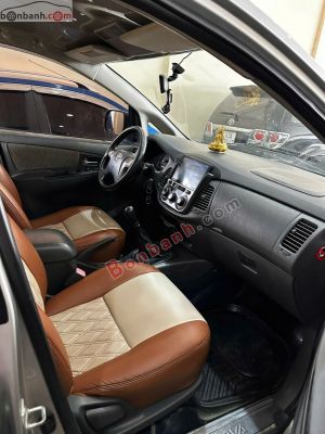 Xe Toyota Innova 2.0E 2013