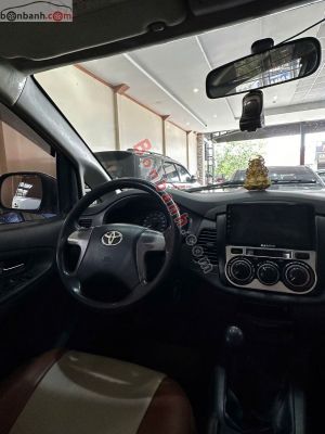 Xe Toyota Innova 2.0E 2013