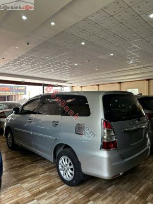 Xe Toyota Innova 2.0E 2013