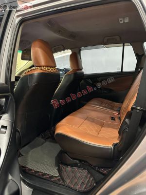 Xe Toyota Innova 2.0E 2017