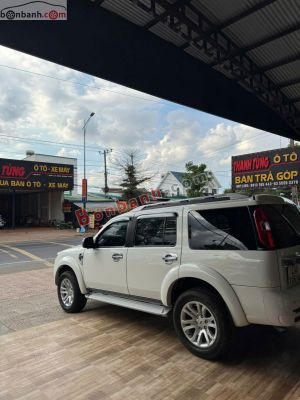 Xe Ford Everest 2.5L 4x2 MT 2015