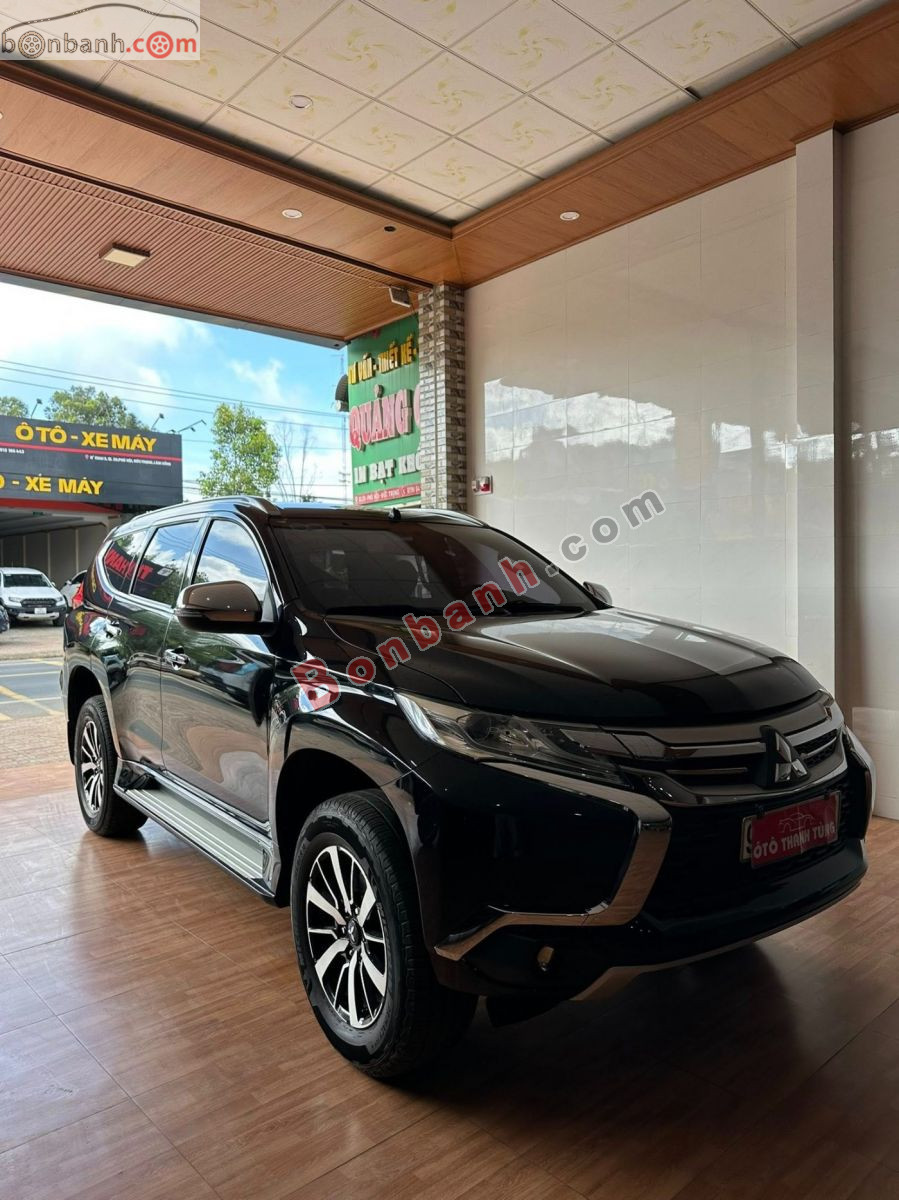 Mitsubishi Pajero Sport 3.0G 4x4 AT Premium 2018