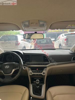Xe Hyundai Elantra 1.6 MT 2018