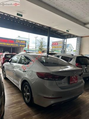Xe Hyundai Elantra 1.6 MT 2018
