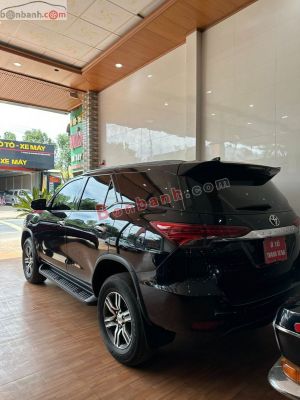 Xe Toyota Fortuner 2.4G 4x2 AT 2021