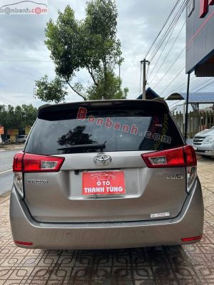 Xe Toyota Innova 2.0E 2016