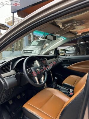 Xe Toyota Innova 2.0E 2016
