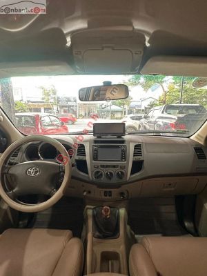 Xe Toyota Fortuner 2.5G 2010