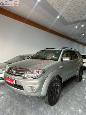 Xe Toyota Fortuner 2.5G 2010