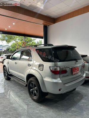 Xe Toyota Fortuner 2.5G 2010