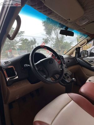 Xe Hyundai Grand Starex 2.5 MT 2016