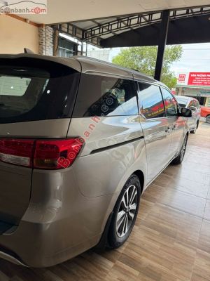 Xe Kia Sedona 3.3L GATH 2016