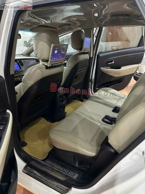 Xe Kia Rondo GMT 2018