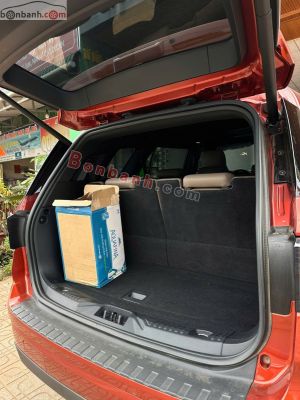 Xe Ford Everest Titanium Plus 2.0L 4x4 AT 2022