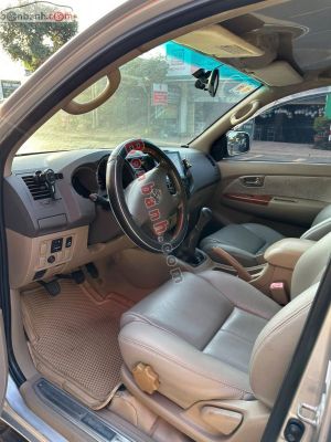Xe Toyota Fortuner 2.5G 2009