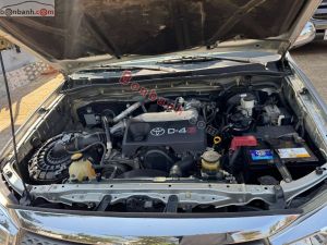 Xe Toyota Fortuner 2.5G 2011