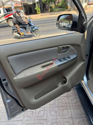 Xe Toyota Fortuner 2.5G 2011