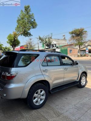 Xe Toyota Fortuner 2.5G 2011