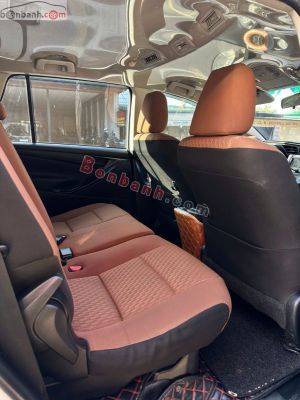 Xe Toyota Innova 2.0E 2019