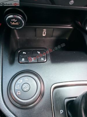 Xe Ford Everest Titanium 2.0L 4x4 AT 2019