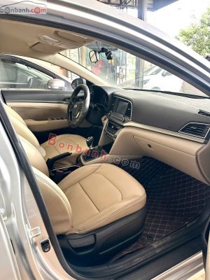 Xe Hyundai Elantra 1.6 MT 2019