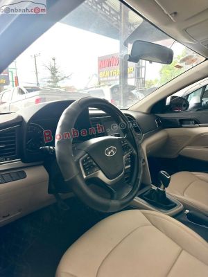 Xe Hyundai Elantra 1.6 MT 2019