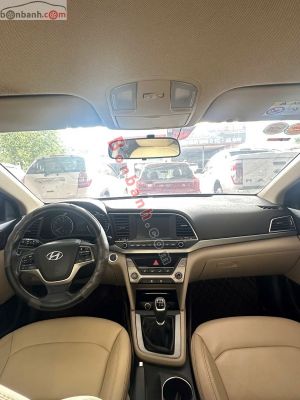 Xe Hyundai Elantra 1.6 MT 2019